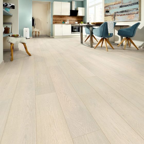 Premium Dynamic V+ Alpaca Ethereal Oak 12 mm laminátová podlaha